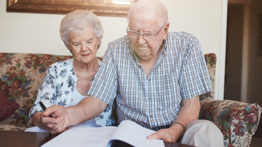 En god man blir den person som om du själv blir för sjuk eller dement kommer att sköta dina affärer och din ekonomi.  Foto: Shutterstock